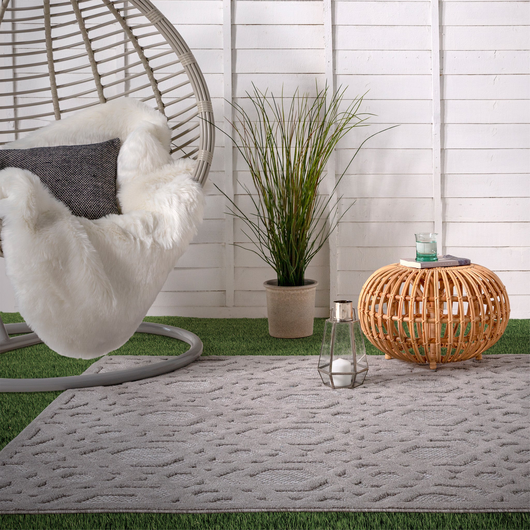 Geometric Indoor/Outdoor Rug