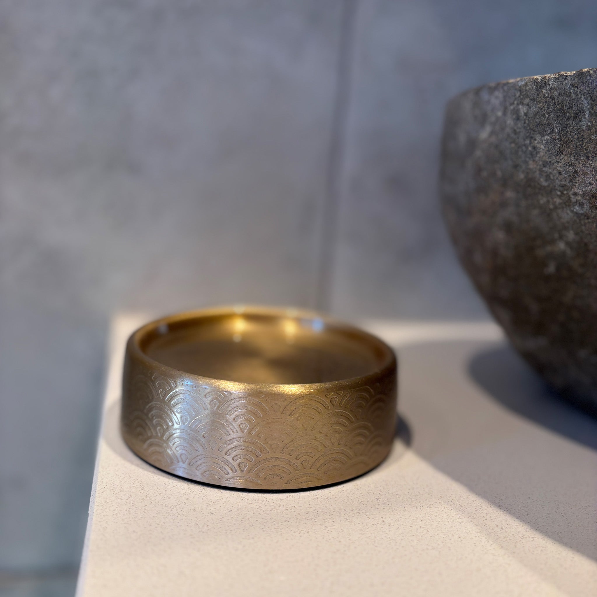 Scallop Etched Detail Soap Dish