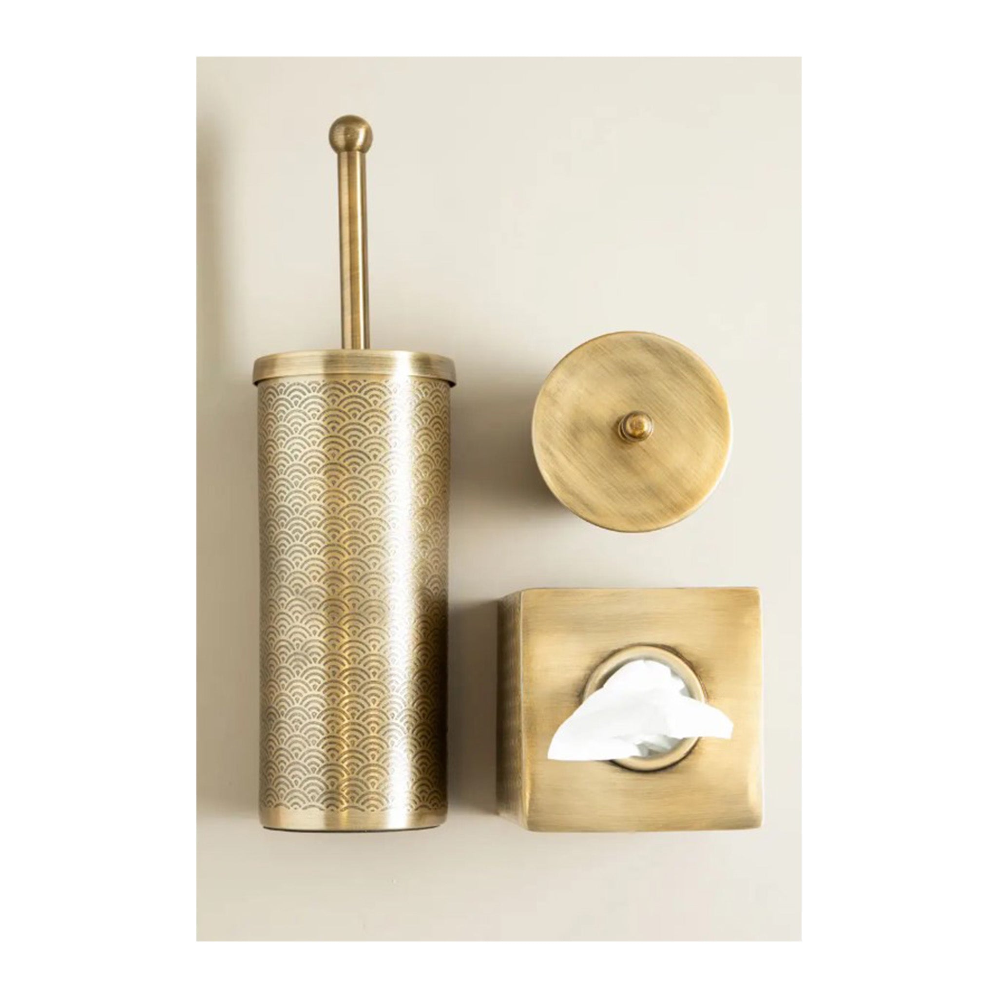 Scallop Etched Gold Finish Tissue Box