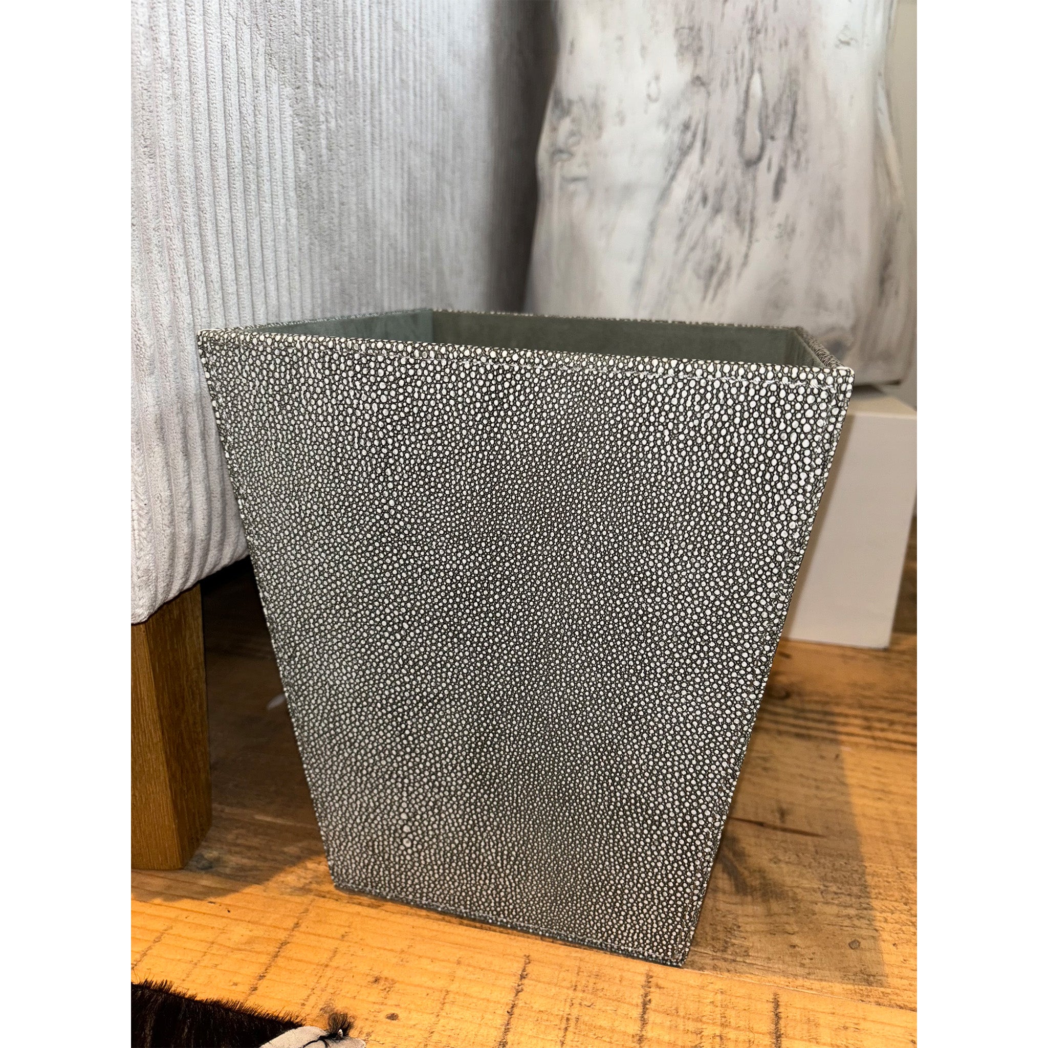 Waste Paper Bin Shagreen Effect Smoke