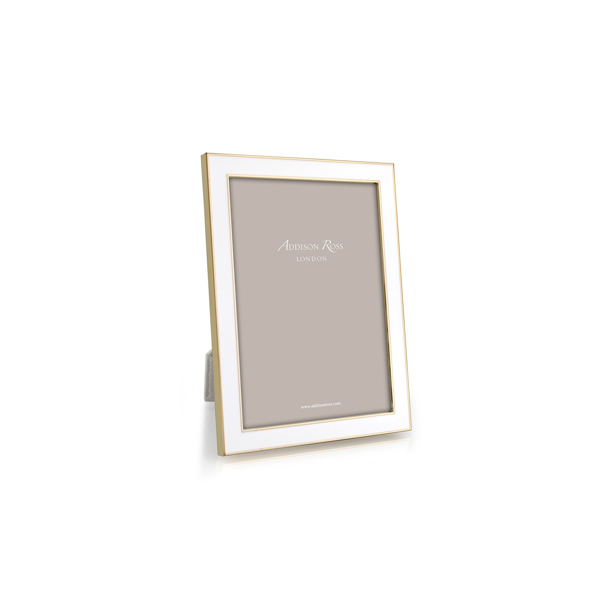 Enamel photo frame in white, with a gold plated edge.   Dimensions: Photo Size: 4x6 Inches  Delivery: 7-10 days